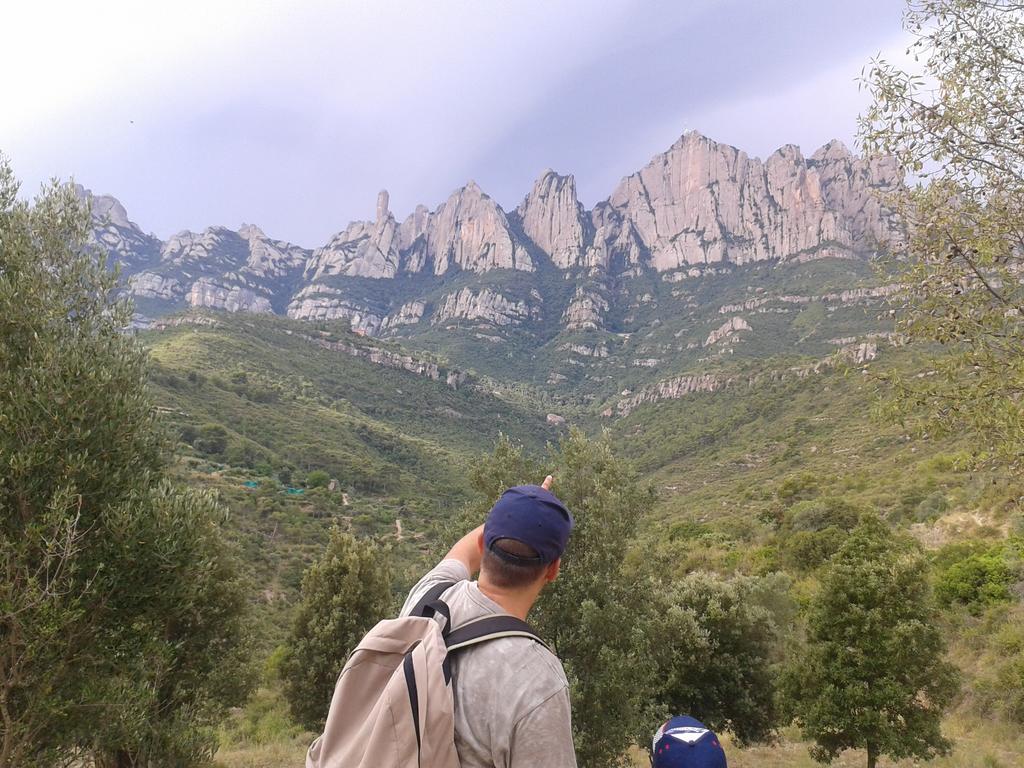 アパートメンツ モー Monistrol de Montserrat エクステリア 写真
